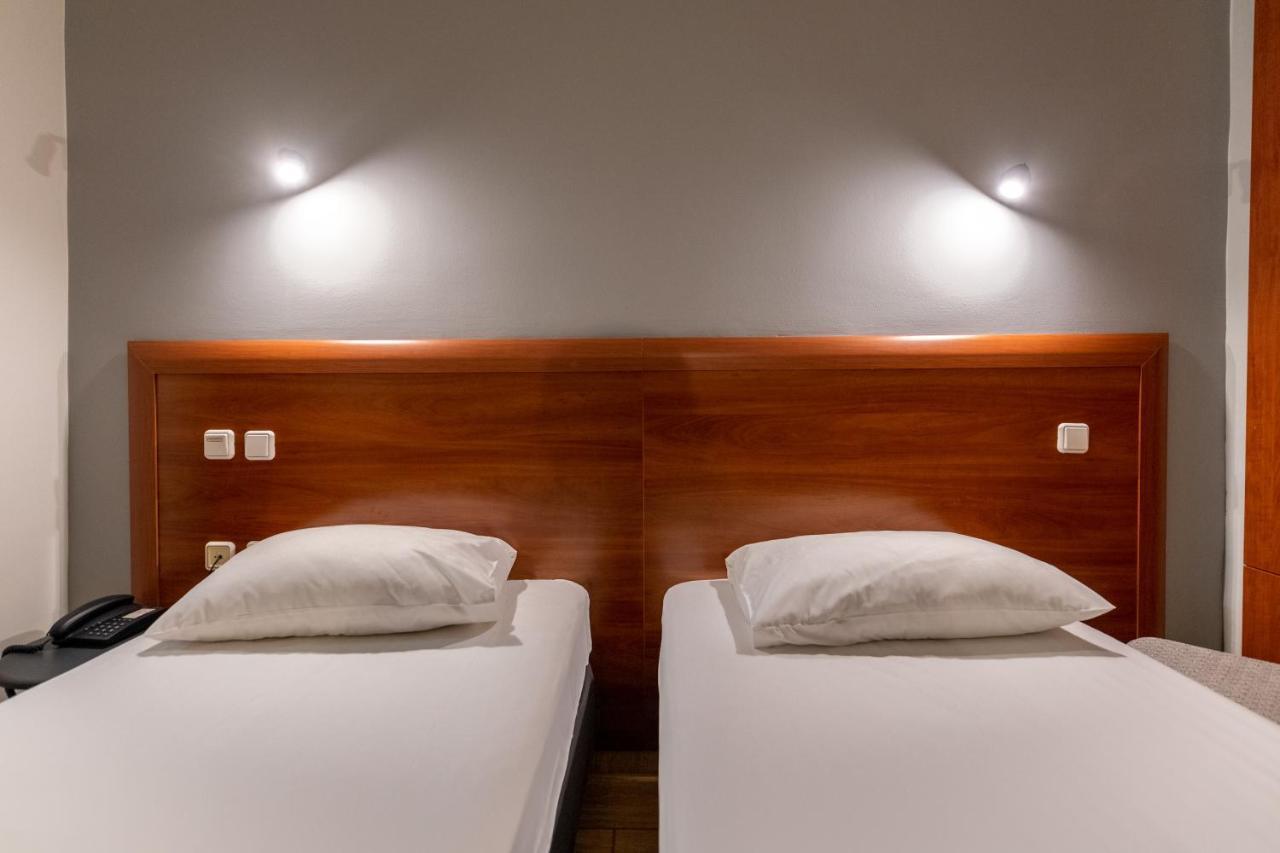 Stalis Hotel Atene Esterno foto